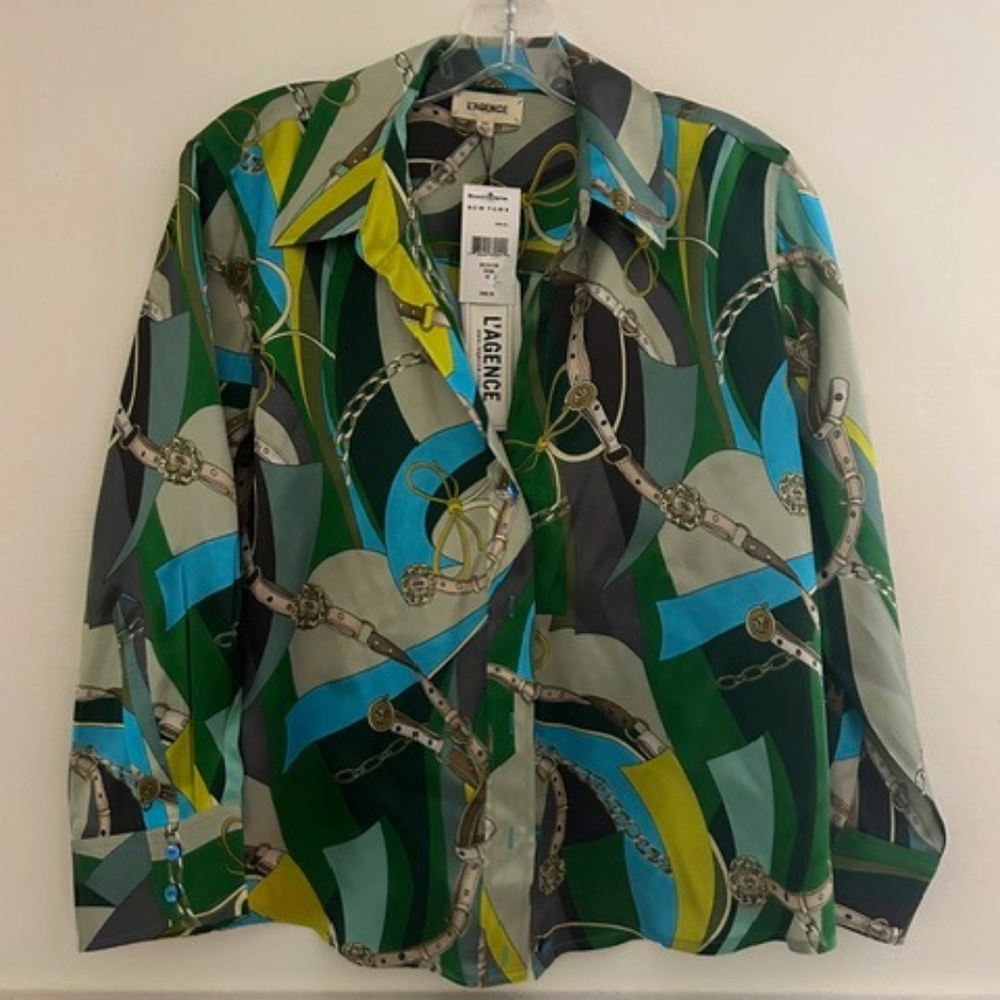 NWT- L'AGENCE DANI SILK BLOUSE IN GREEN SWIRL, SIZE M